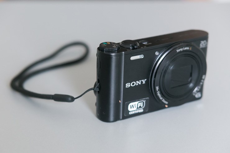 Sony WX300 (1).jpg
